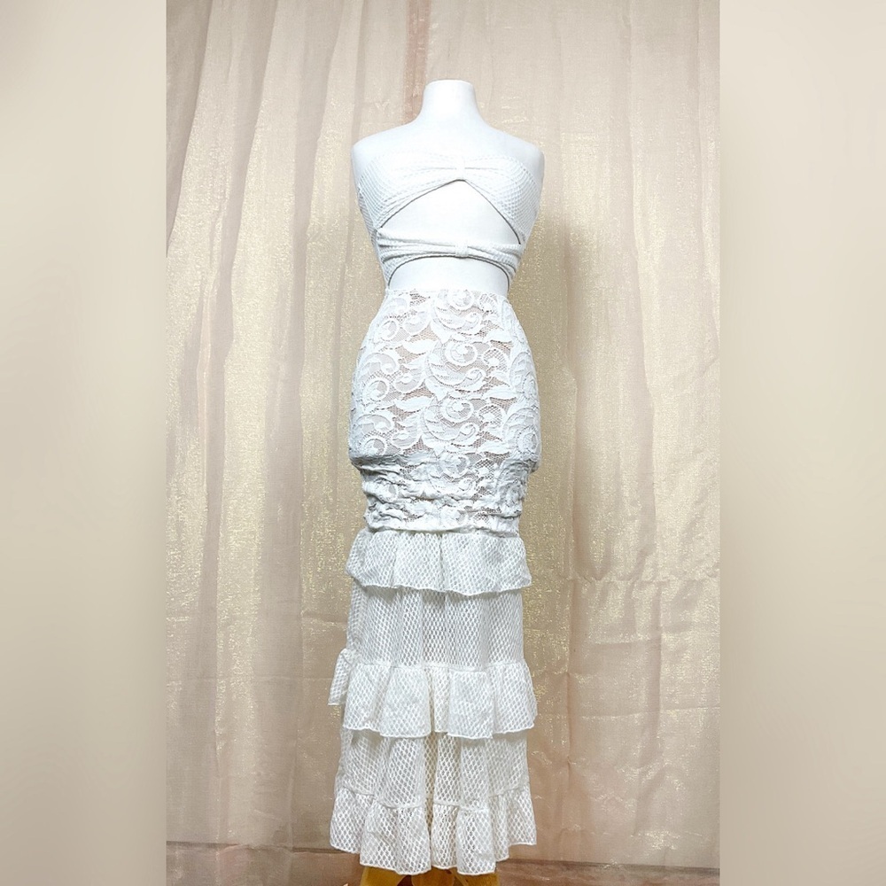 Nightcap Clothing STUNNING White Bowtie Dress - Size XS